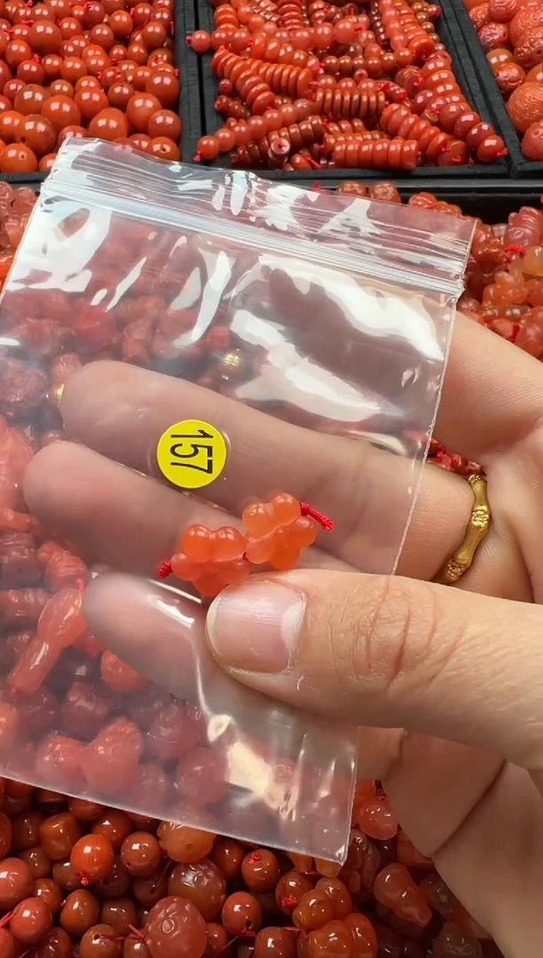 【闪购商品】南红玛瑙颈饰未镶嵌1