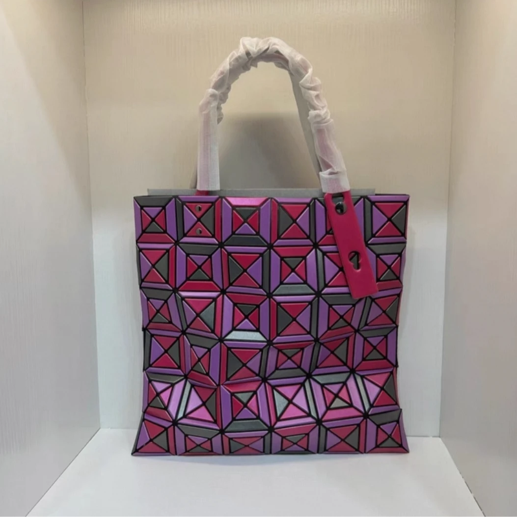 【七宅菱格】新款时尚几何菱格包百搭六格托特包经典单肩手女包