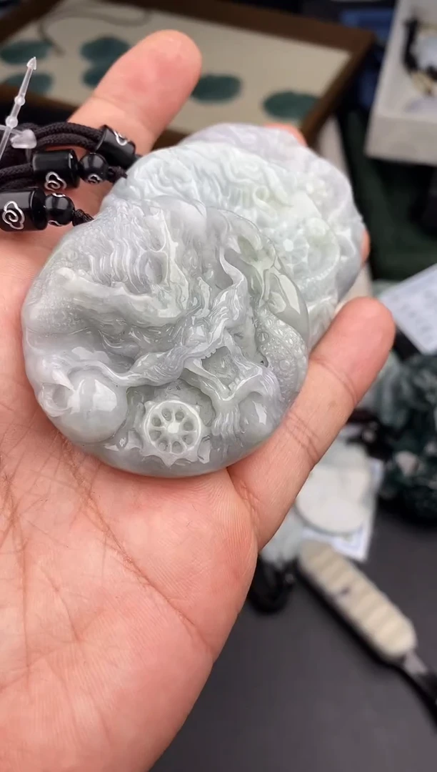 【闪购商品】翡翠颈饰未镶嵌  多样性发其一