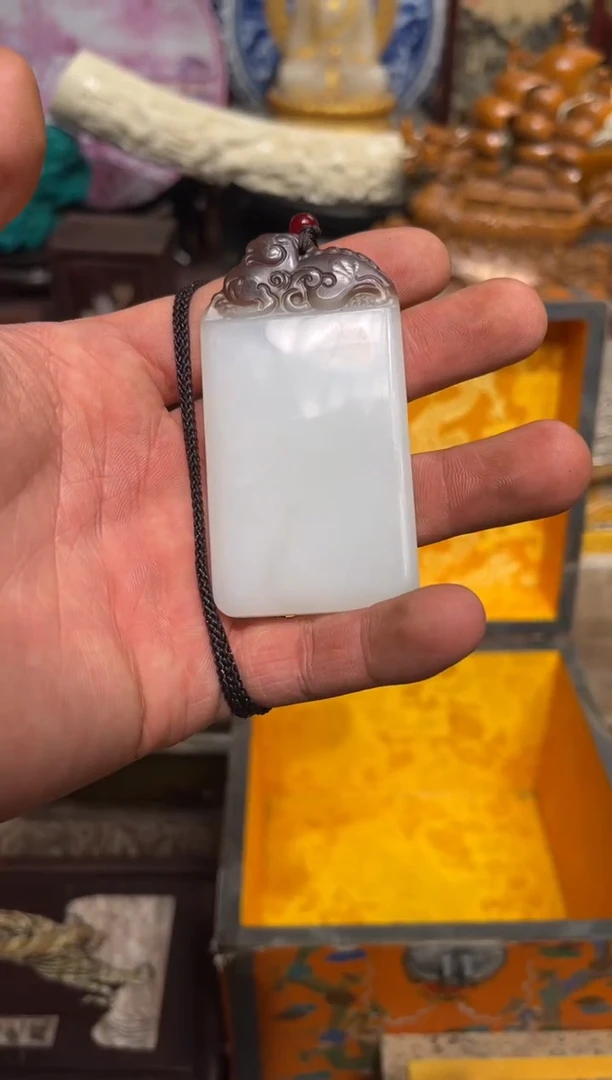 【闪购商品】和田玉吊坠(赠链)未镶嵌107羊羊羊羊羊羊羊羊