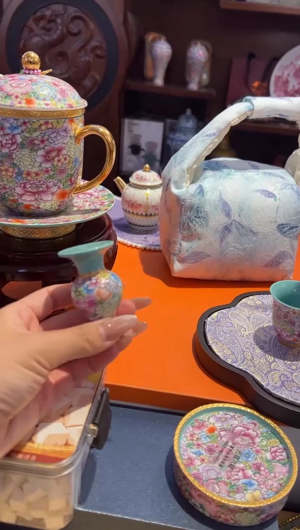瓷片小乔闪购链接