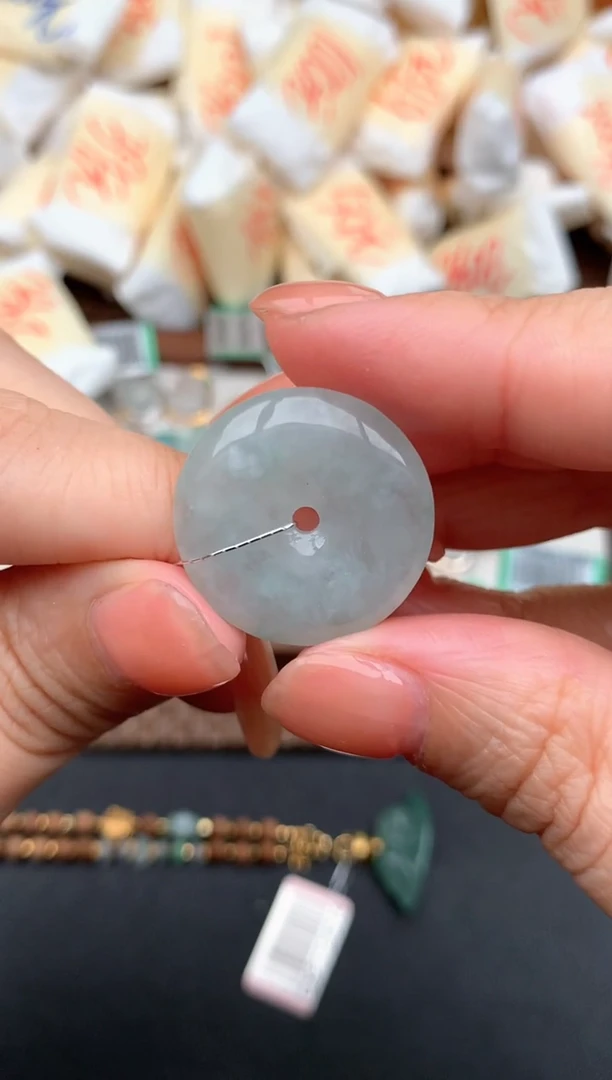 未镶嵌挂件翡翠一