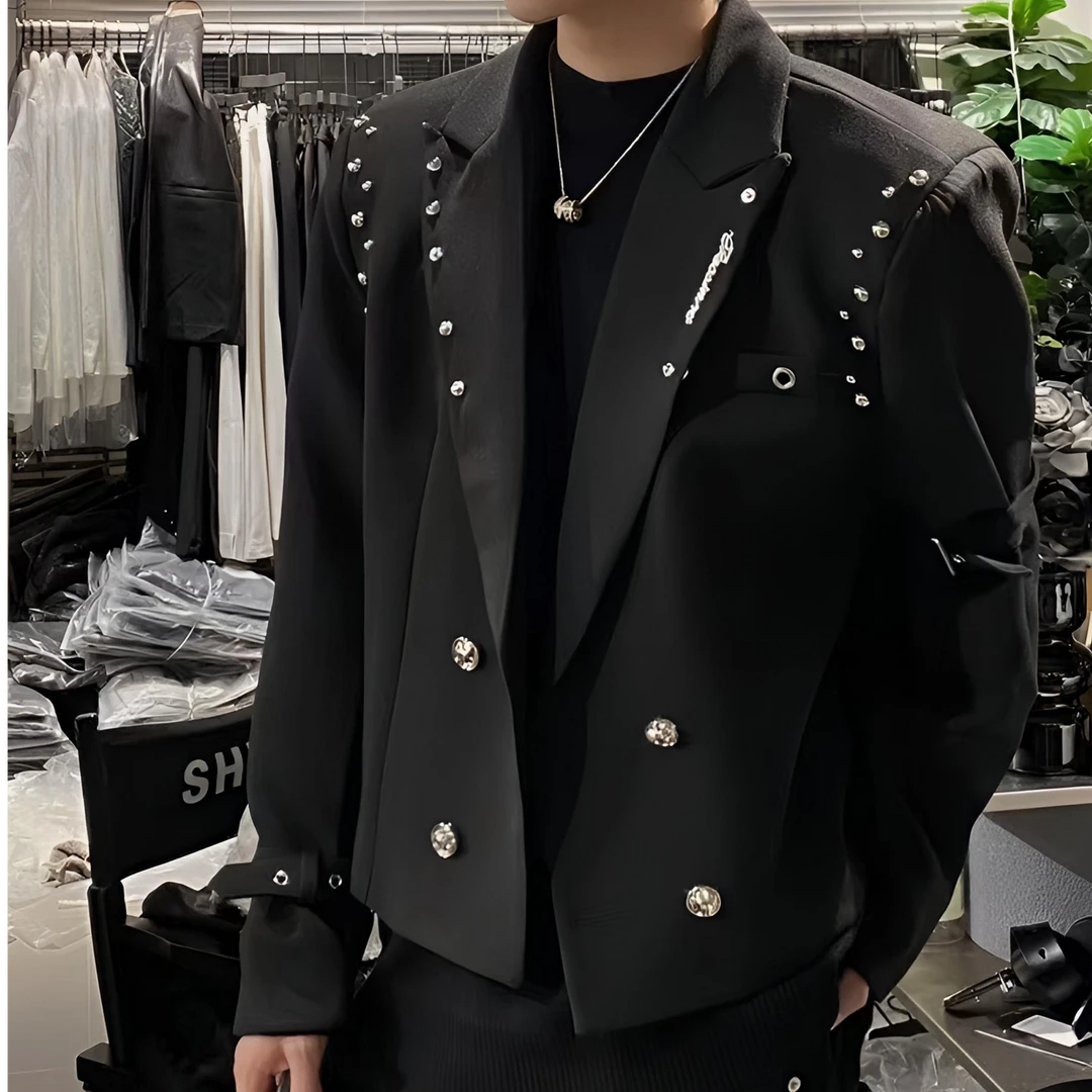 OOTD | 新品西服-黑色柳钉字母设计感绑带休闲潮流时尚西服短款