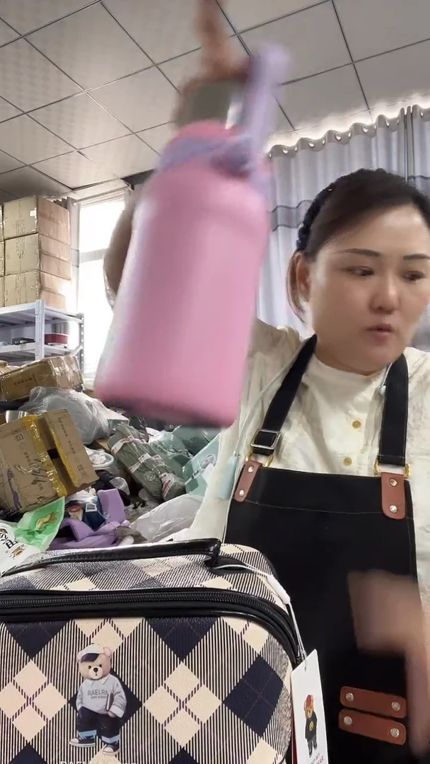 牦牛剖层皮革琪琪女包1号店超好看发图片款