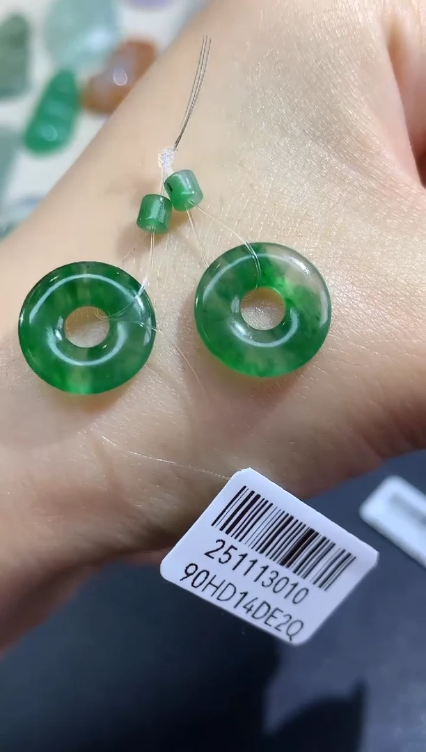 未镶嵌定制翡翠a133毛货翡翠一对|2800