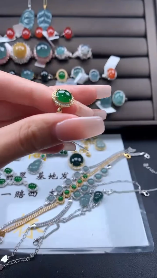 【闪购商品】翡翠戒指银S925镶嵌3123123