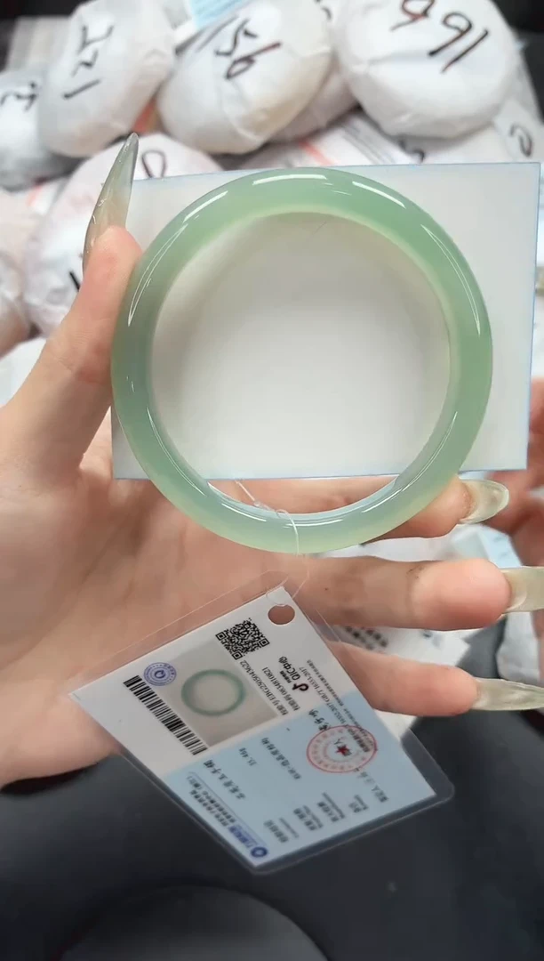 石英质玉手镯未镶嵌210/绿晴60.1