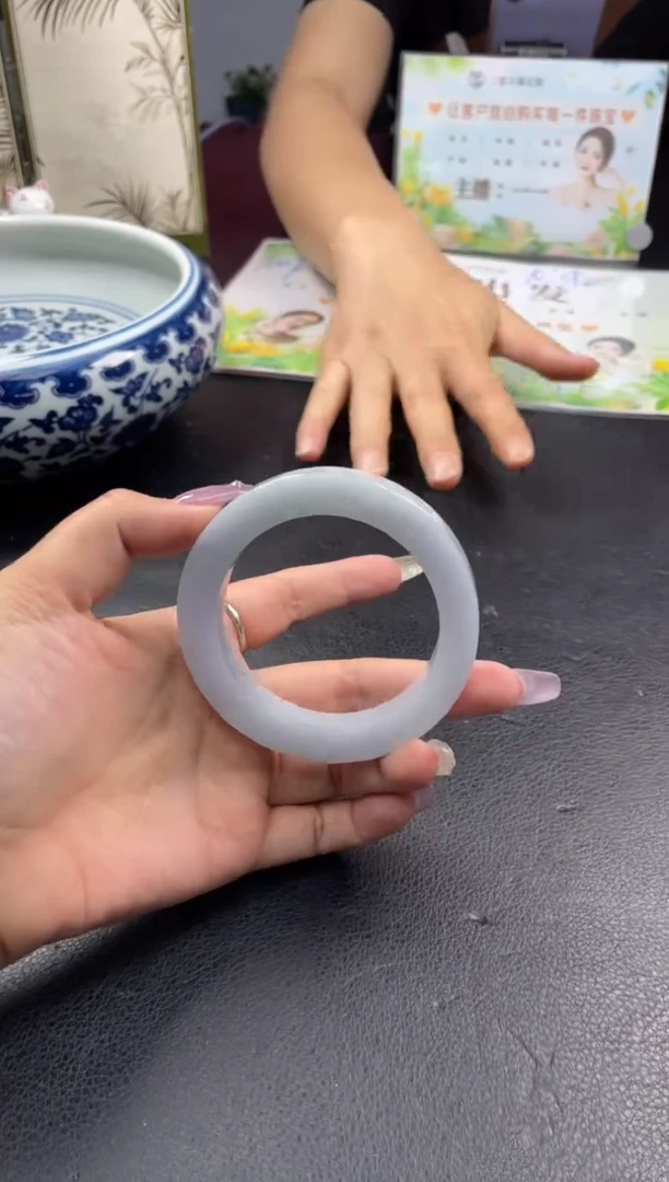 定制翡翠手镯未镶嵌ZSAHN01DZS429