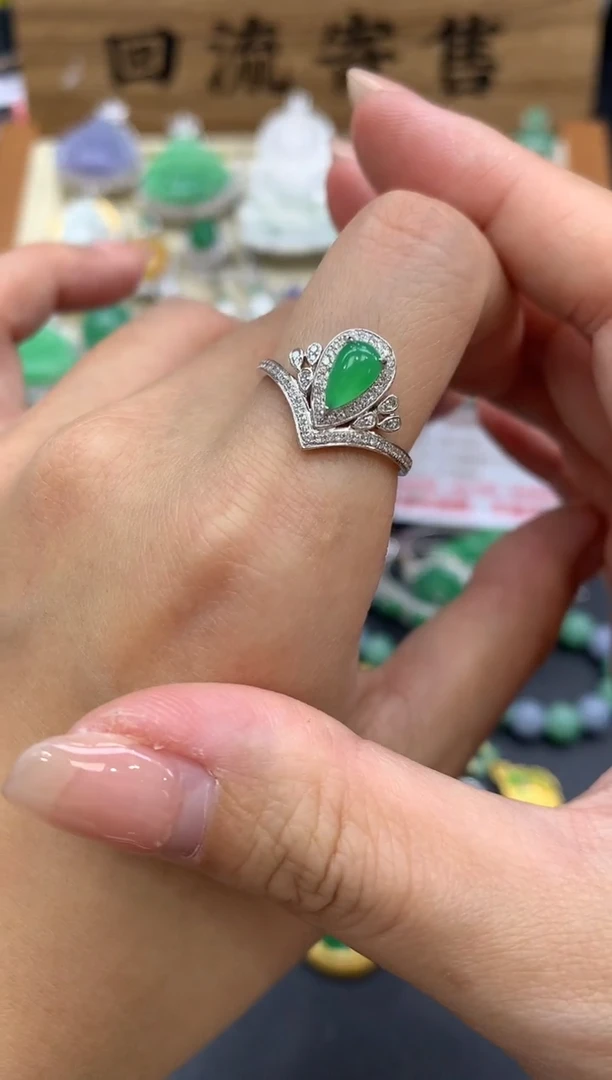 【闪购商品】翡翠戒指18K金镶嵌352-中国好珍宝