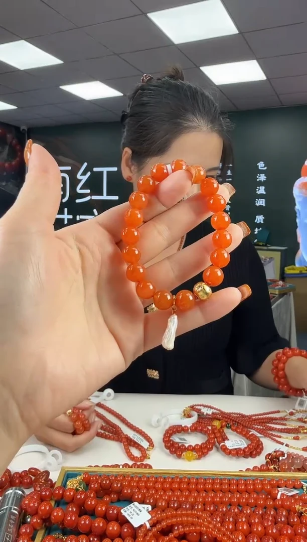 未镶嵌珠串南红玛瑙多样发其一/10/25119720499