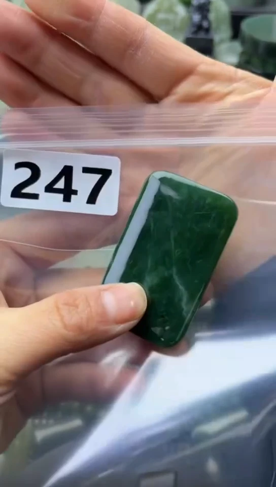 未镶嵌和田玉珠宝半成品牌子