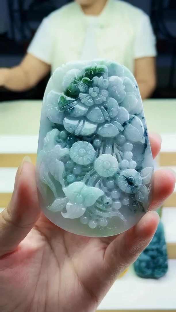 未镶嵌定制翡翠毛货10030104