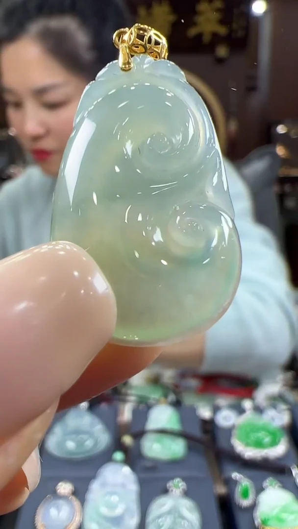 【闪购商品】翡翠挂件18K金镶嵌如意不含链