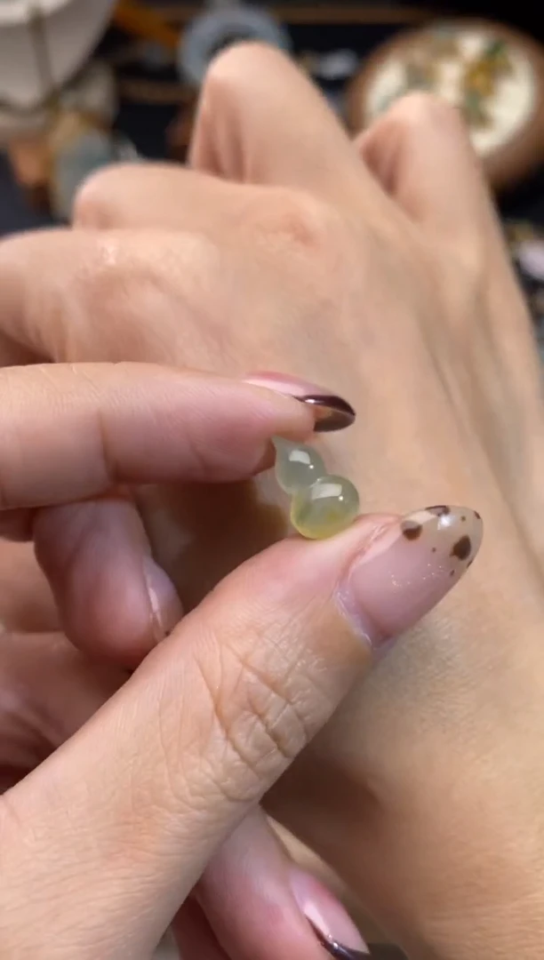 颈饰未镶嵌翡翠葫芦