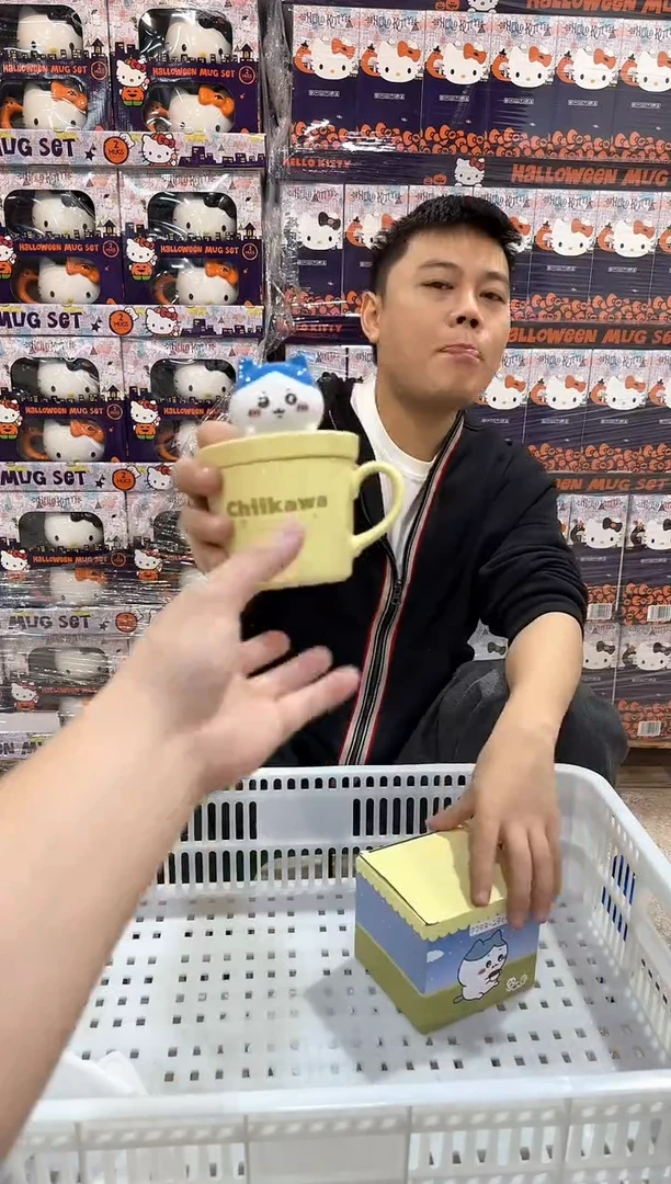 瓷片原盒小八带盖杯