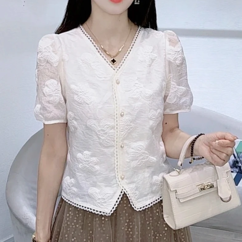 【好评98%】2025夏季新款休闲短袖衬衫新款时尚减龄百搭洋气V领上衣