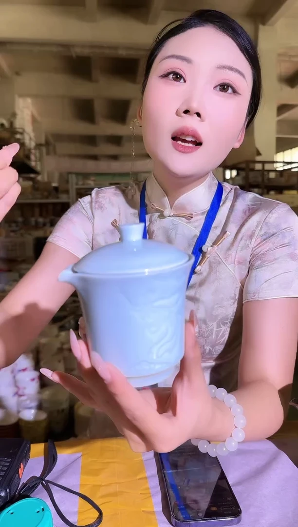 其他B634景德镇制陶瓷一件