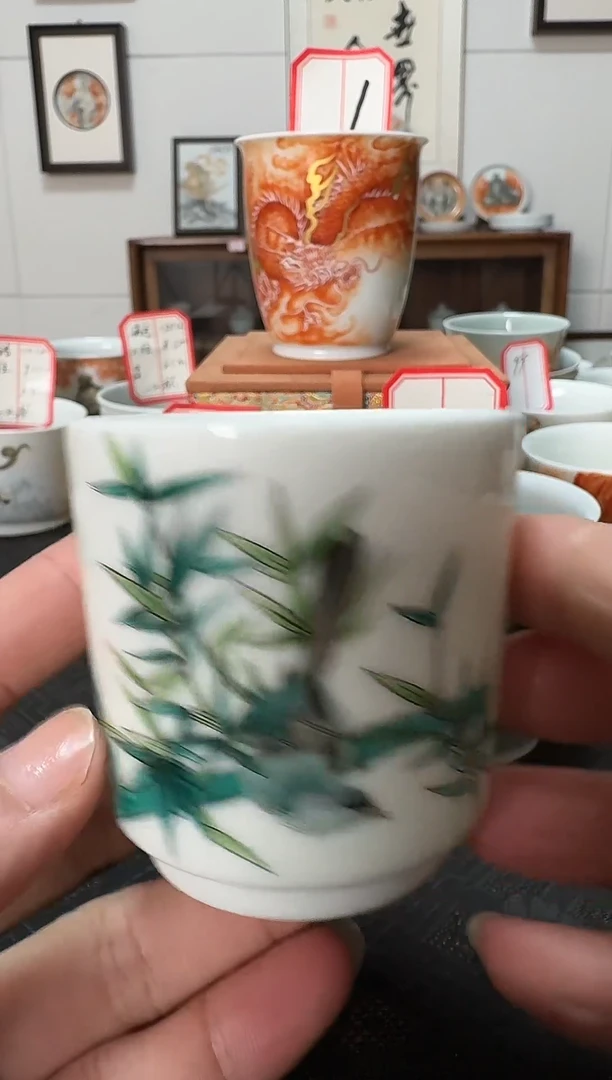 花鸟直口主人被1个画面
