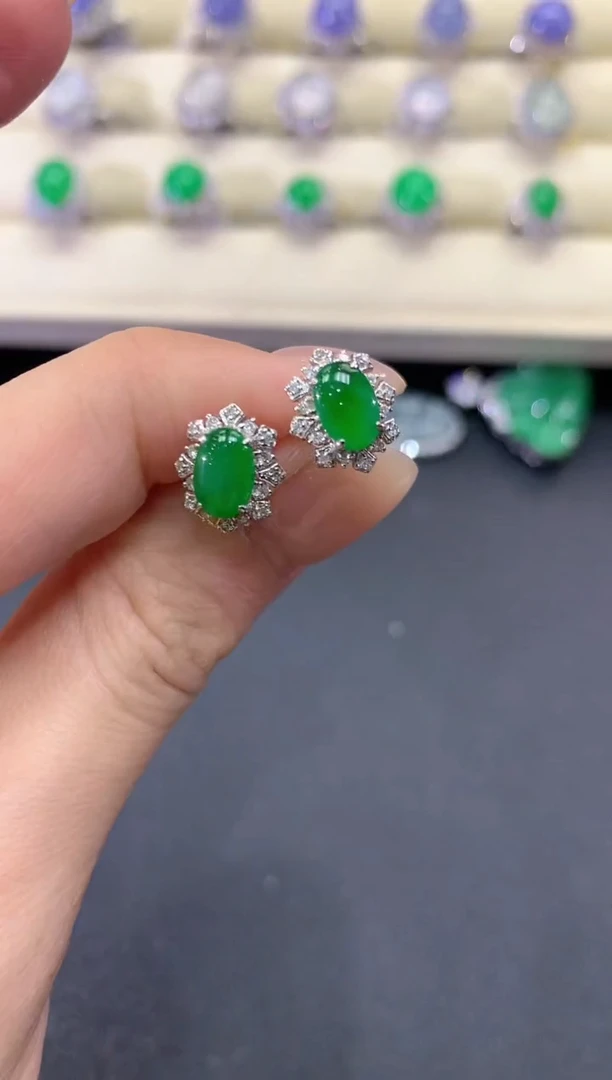 【闪购商品】翡翠耳饰18K金镶嵌a117