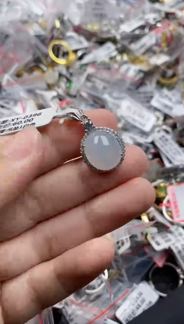 翡翠戒指银S925镶嵌5555       5