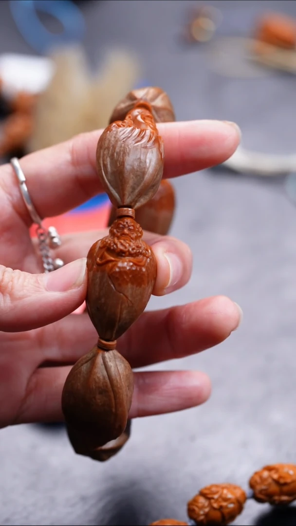 【闪购商品】橄榄核吊坠橄榄核