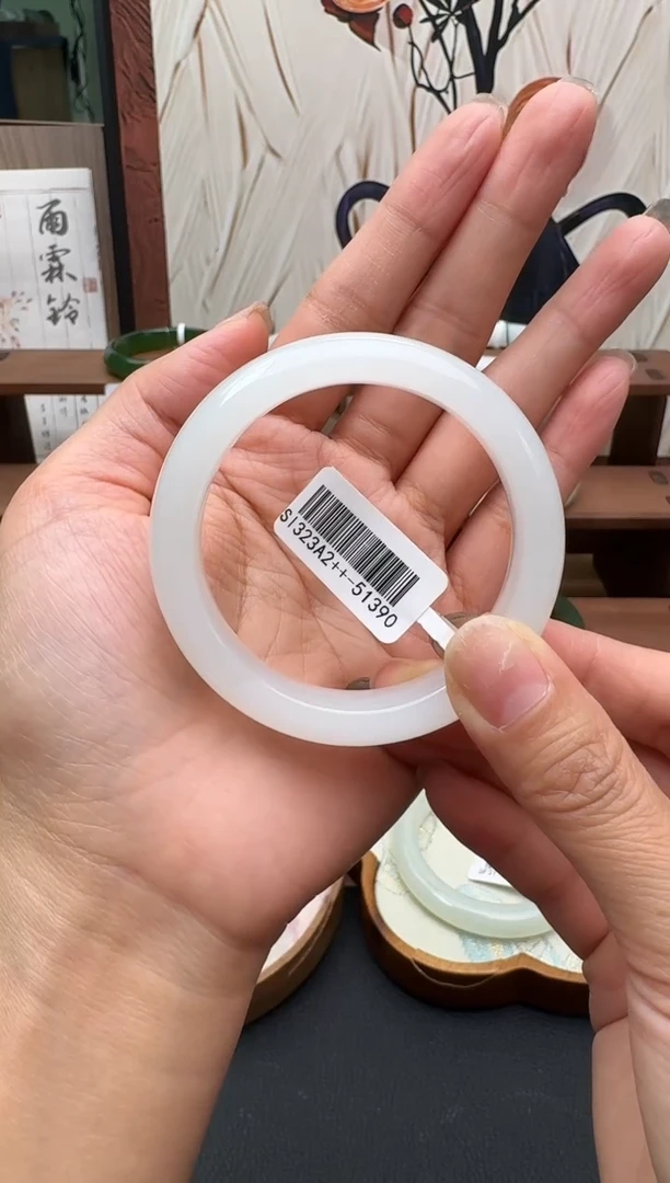 未镶嵌手镯和田玉50+ 白玉