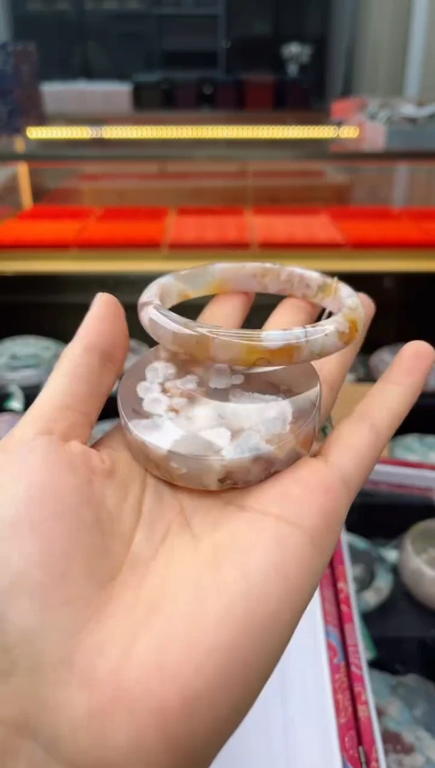 石英质玉手镯未镶嵌59圈口（赠送镯心）1686171