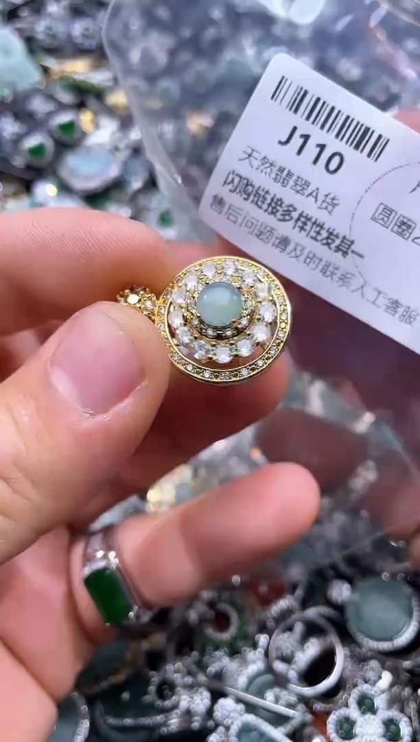 【闪购商品】翡翠颈饰未镶嵌J110吊坠