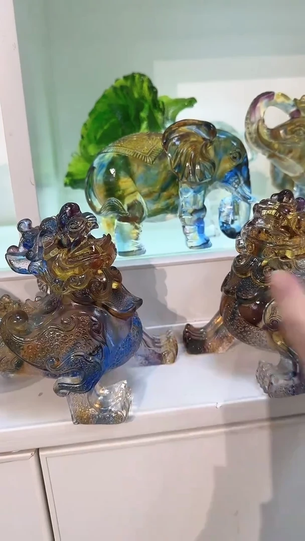 手工艺品琉璃貔貅