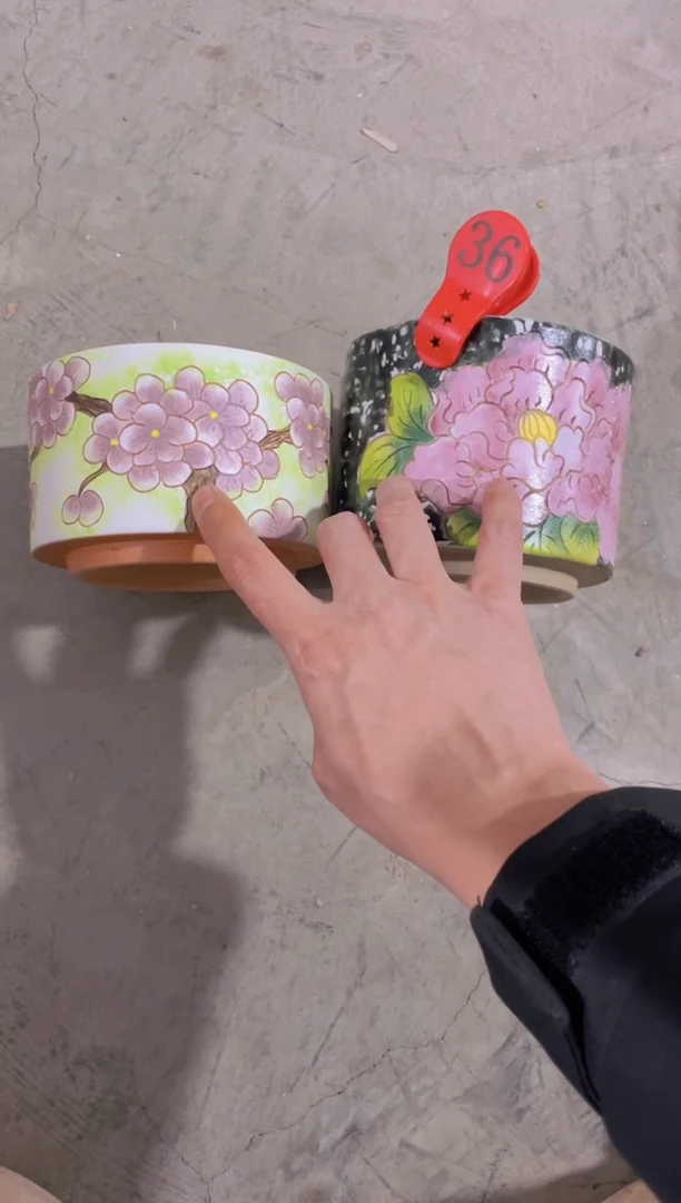 摆件菜****?36陶花岛花盆罐—手工痕迹默认，大小会有1-2公分误差