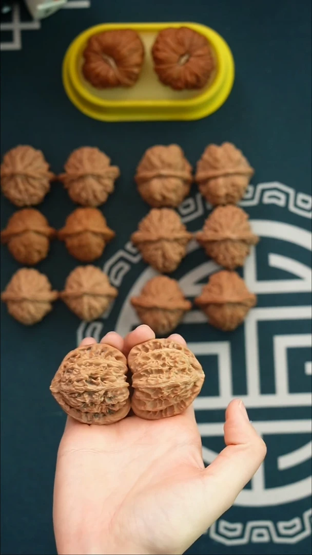 吊坠文玩核桃三角白43全