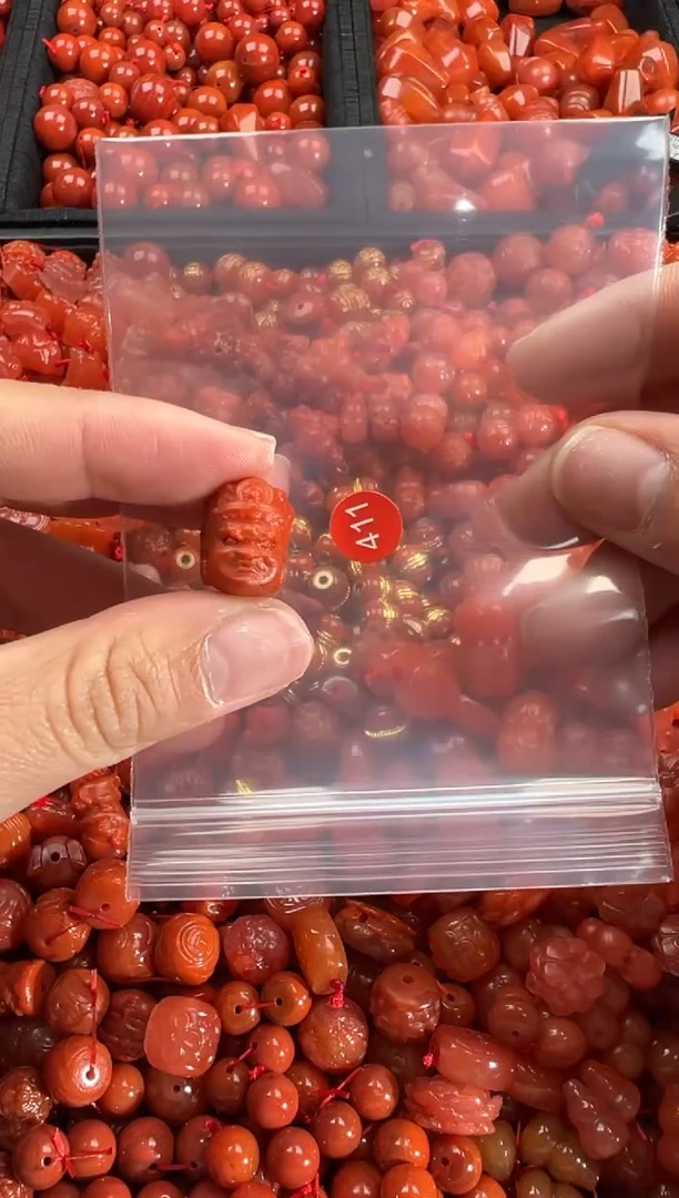 【闪购商品】南红玛瑙颈饰未镶嵌14