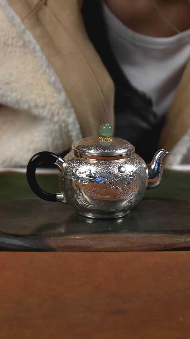 手工锤纹山水泡茶壶