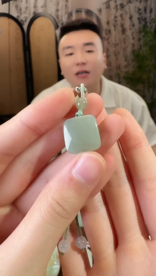 和田玉未镶嵌颈饰cp23