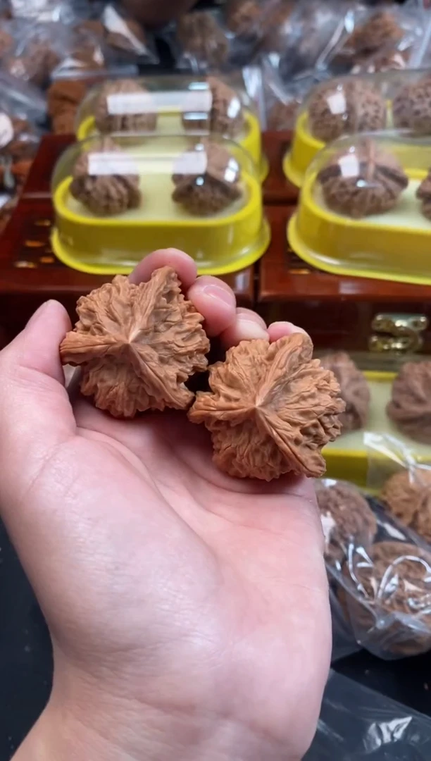 把件文玩核桃盘山三棱39尺Q454