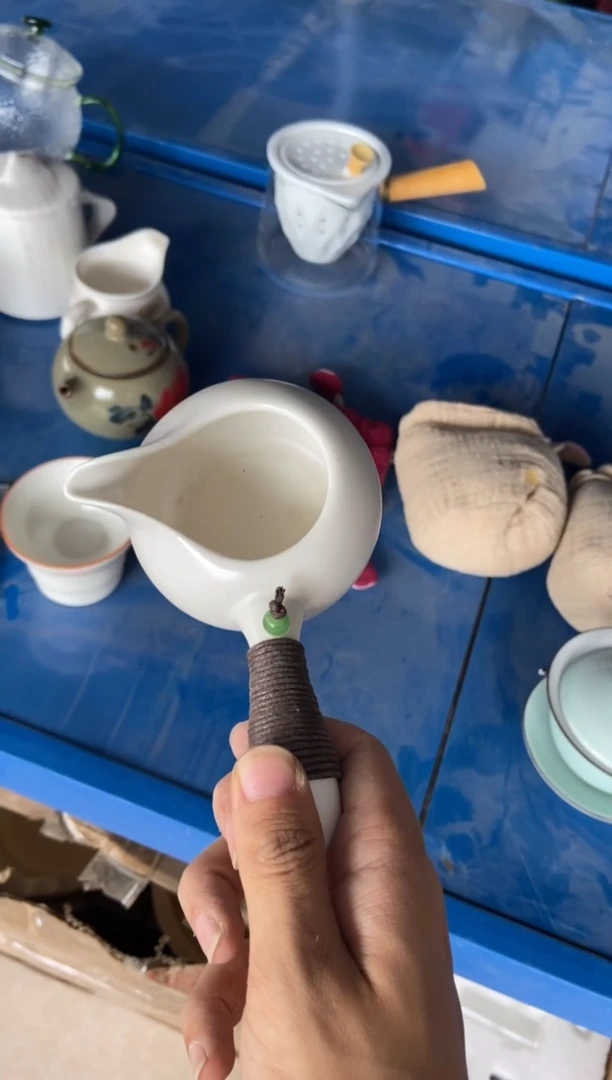 无运费险有瑕疵的摄影的产品有使用过的痕迹有点脏介意勿拍
