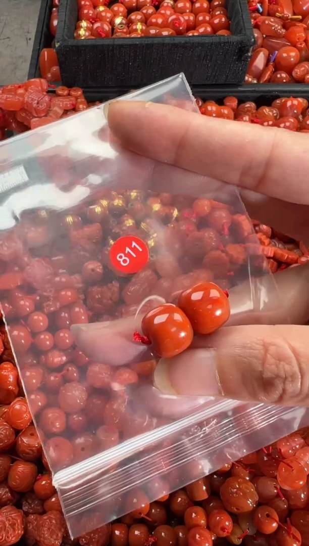 【闪购商品】南红玛瑙颈饰未镶嵌1