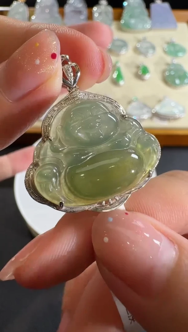 【闪购商品】翡翠吊坠(不含链)18K金镶嵌【源头工厂】钻石镶嵌