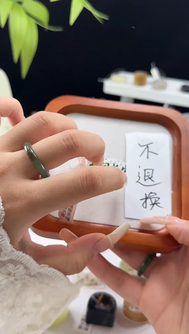 未镶嵌戒指和田玉6号-18内径-不退换找主播过细节