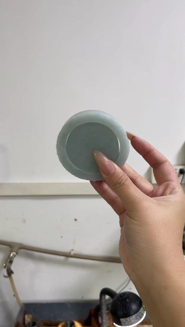 未镶嵌手镯定制翡翠手镯