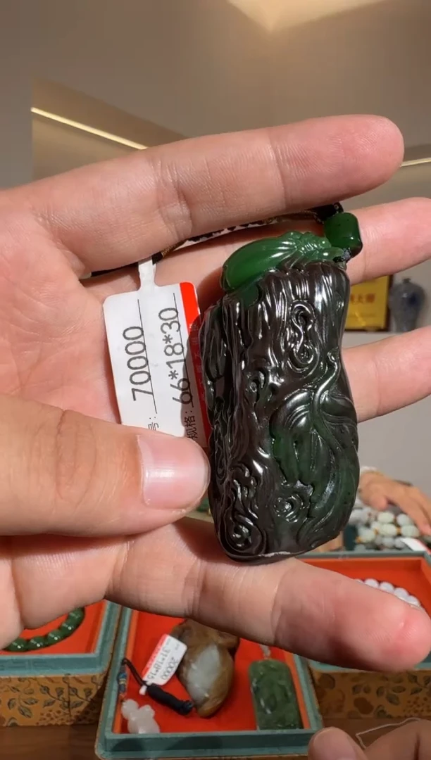 和田玉未镶嵌颈饰1