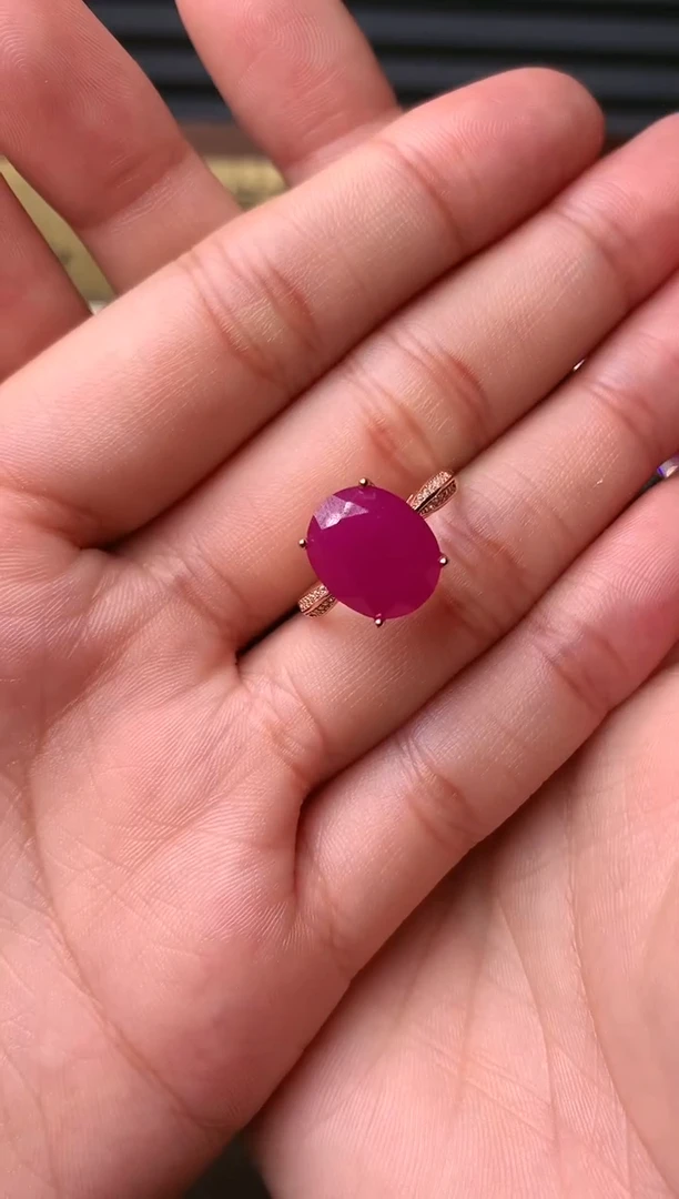 【闪购商品】红宝石戒指银S925镶嵌........