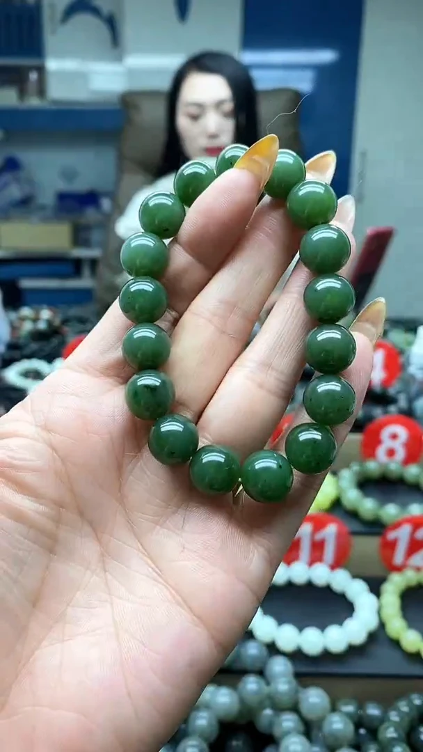 未镶嵌手串和田玉俄料碧玉12