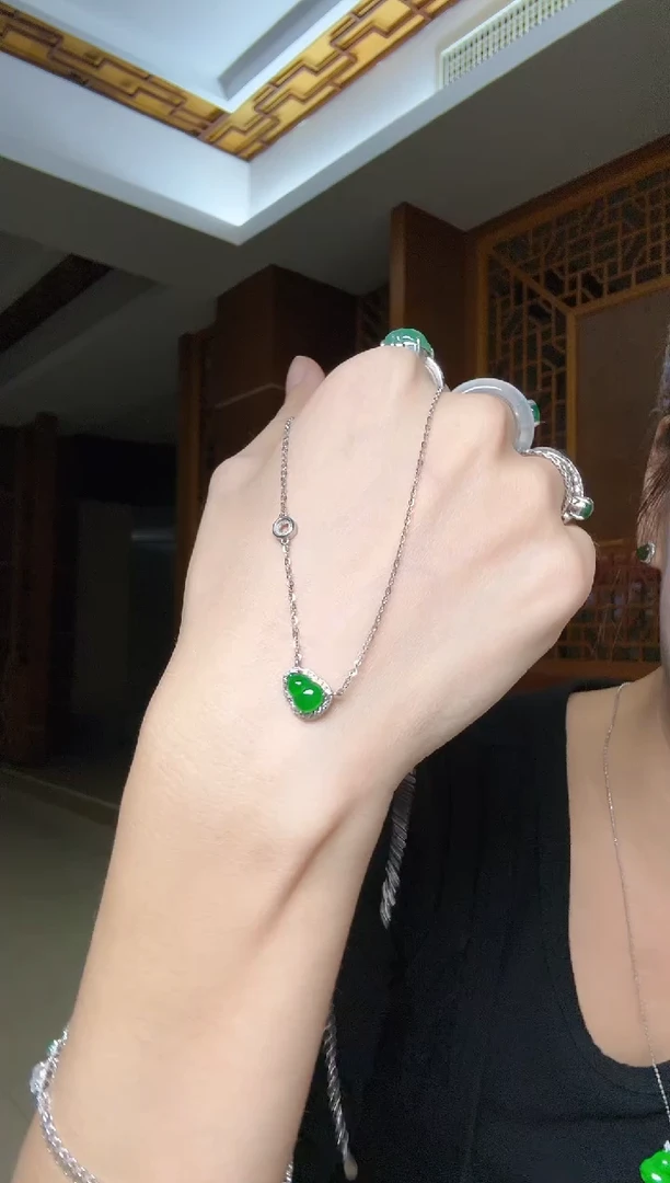 套链银S925镶嵌翡翠天然翡翠吊坠