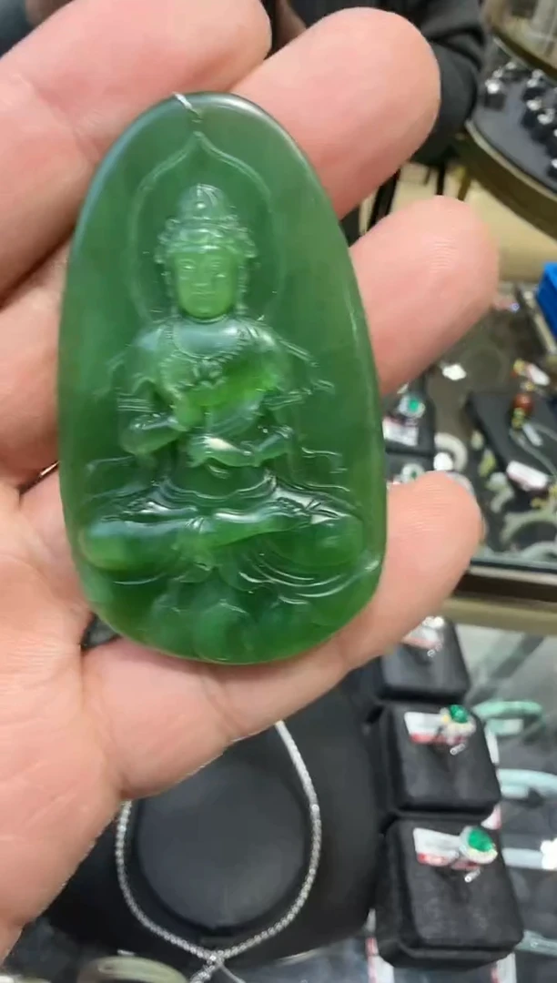 颈饰未镶嵌和田玉多样性发一