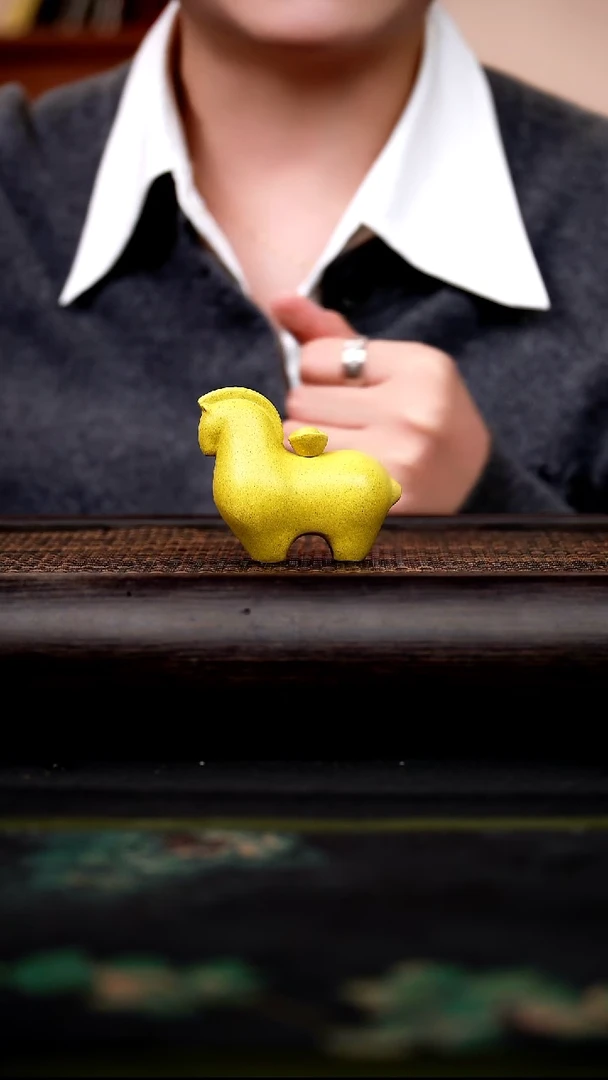 茶壶紫砂唐马 黄金段