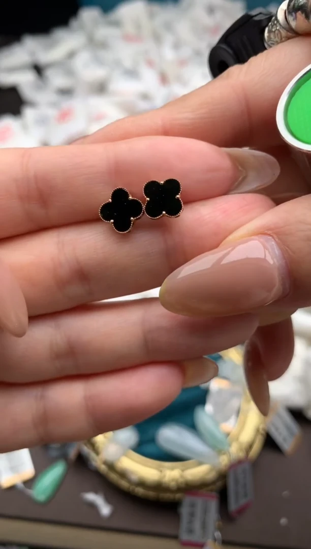 【闪购商品】翡翠耳饰18K金镶嵌一