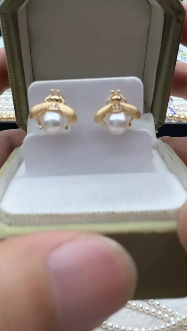 【闪购商品】海水珍珠耳饰银S925镶嵌清货