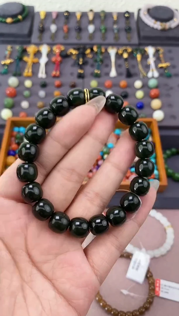 未镶嵌和田玉挂件12mm碧玉老型手串藏物系列