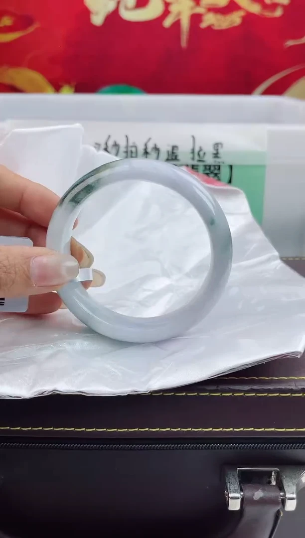 【闪购商品】翡翠手镯未镶嵌翡翠手镯（微瑕）2